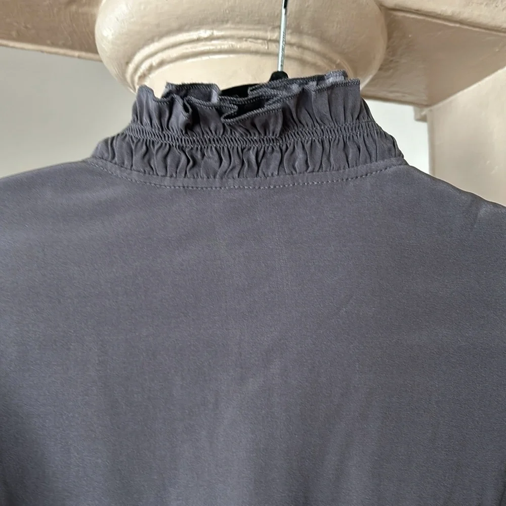 Diane von Furstenberg tailored, darted wrap blouse. - Picture 7 of 9